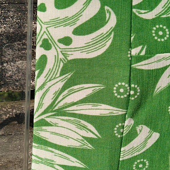 Nwt Kelly Green Print Skirt (1X) - Picture 9 of 10
